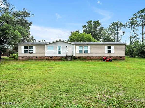 1753 Old Ocean Highway, Bolivia, NC 28422