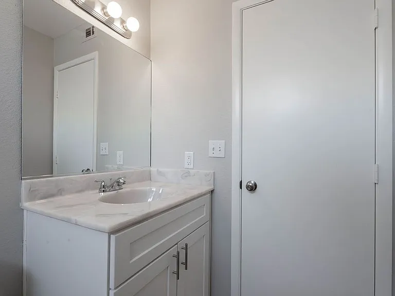 5055 Stormy Cir — Photo 15