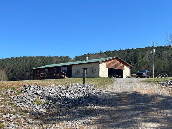 2nd image of 1415 County Road 609