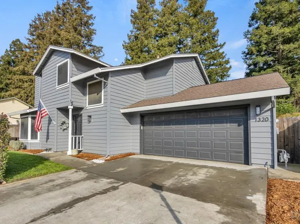 1320 Angela Ct, Dixon, CA 95620