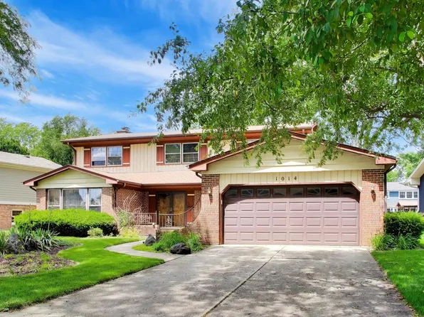 1014 E Crabtree Dr, Arlington Heights, IL 60004