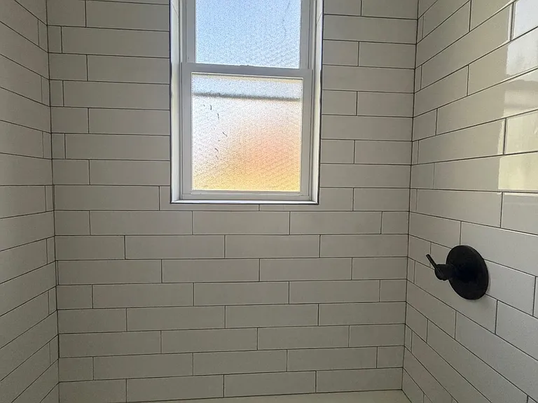 1140 Ashland St #1 — Photo 13