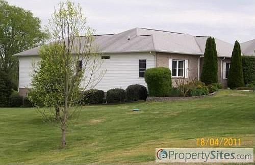 3rd image of 314 Ashley Dr