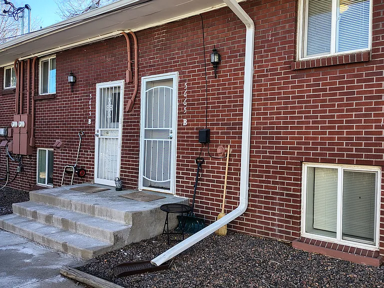 5655 W Ellsworth Ave #B — Photo 1