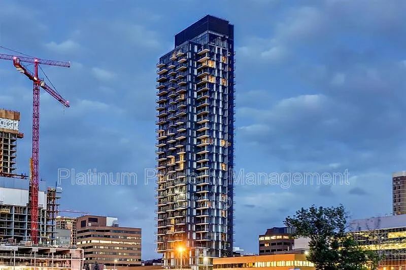 2 bed, 1.0 bath, 768 sqft, $2,000 — Photo 1