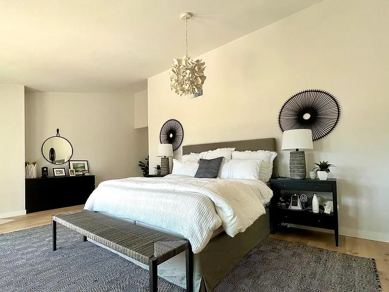 1609 Woodglen Ln — Photo 10