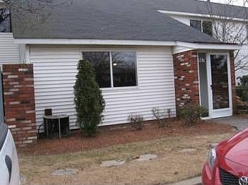 1st image of 937 Williamsburg Cir