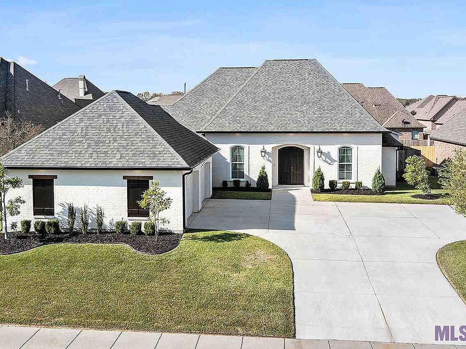 1st image of 14345 Bluff Pass Dr