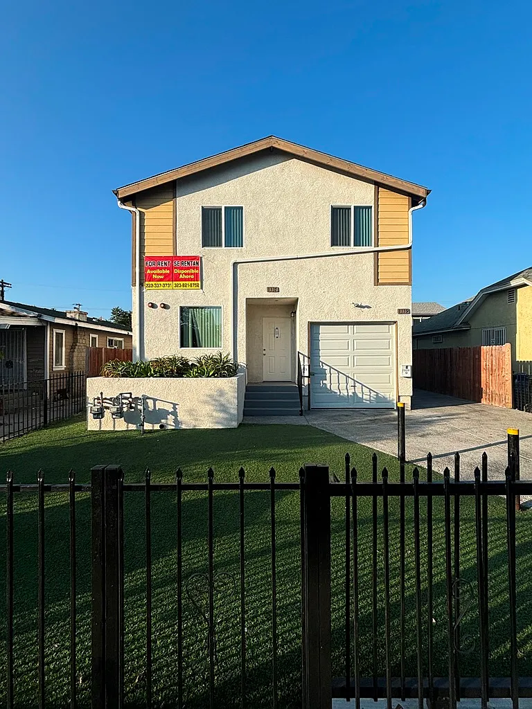 5 bed, 1752 sqft, $4,200 — Photo 1