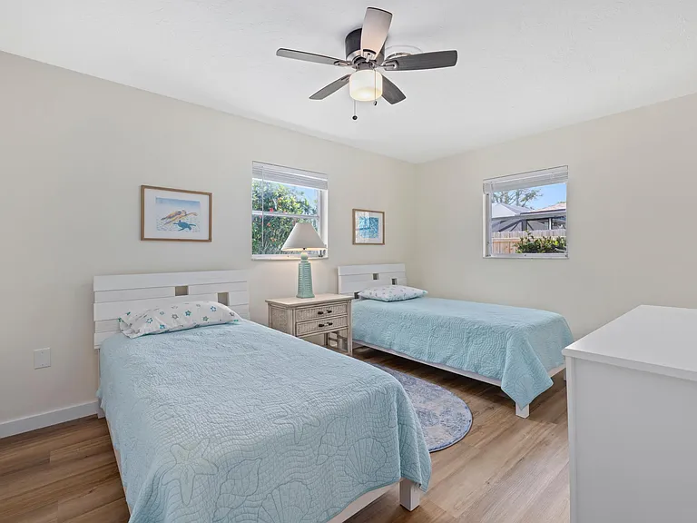 155 Englewood Heights Rd — Photo 11