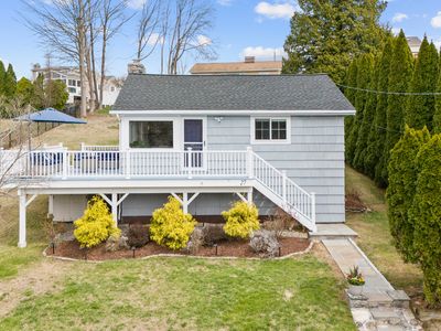 27 South Lake Shore Drive, Brookfield, CT, 06804