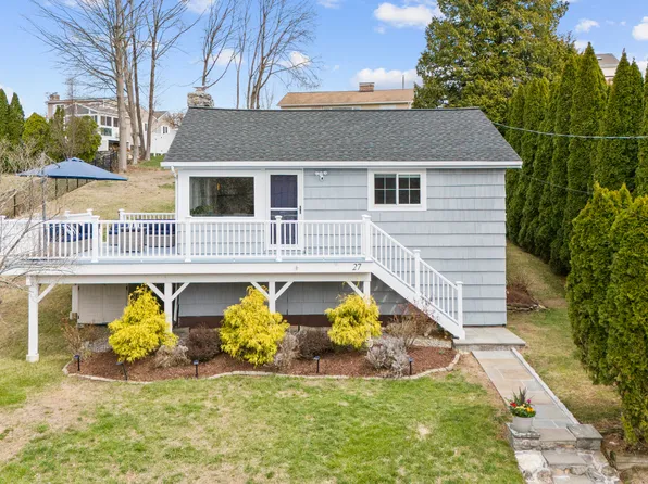 27 South Lake Shore Drive, Brookfield, CT 06804