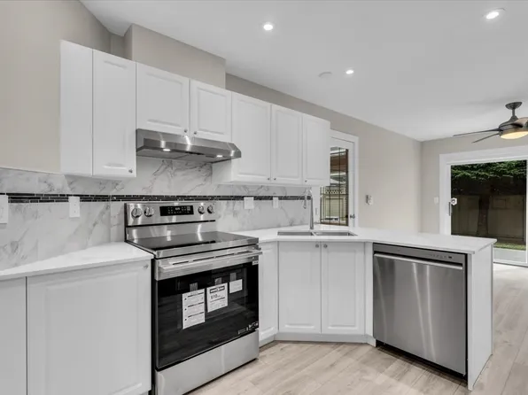 12165 75th Ave #42, Surrey, BC V3W 0W7