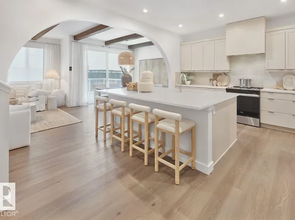 3139 Dixon Lndg SW, Edmonton, AB T6W 5L1