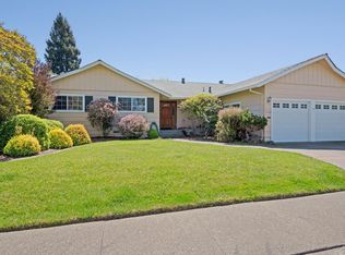 2432 Compadre Dr, Santa Rosa, CA 95405