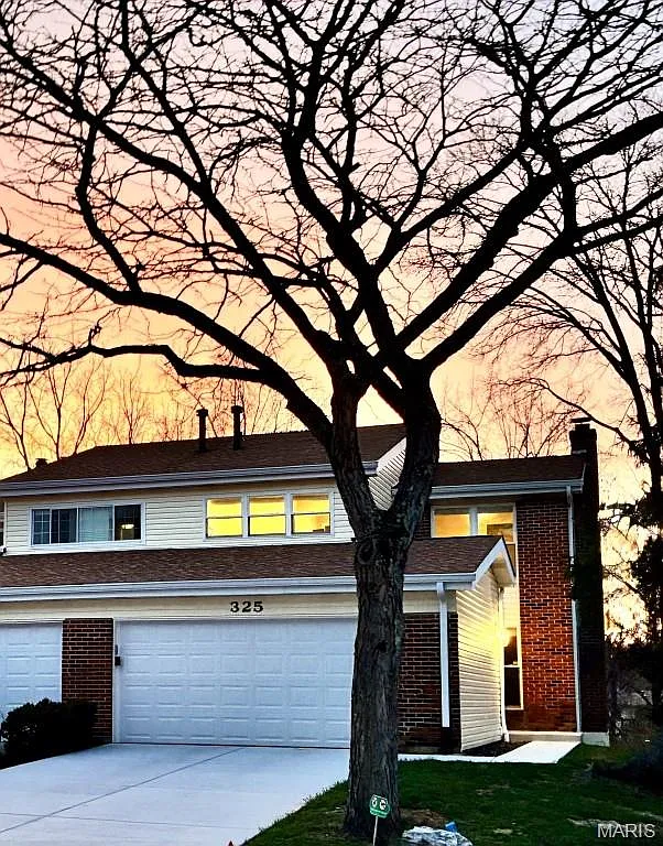325 Fox Village Ct photo 1