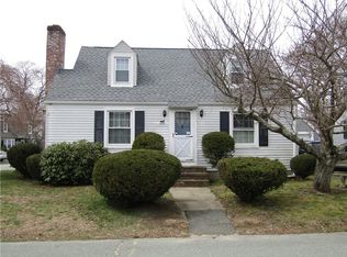 17 Invernia Rd, Cranston, RI 02920