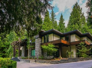 13262 Woodcrest Dr, Surrey, BC V4P1W5