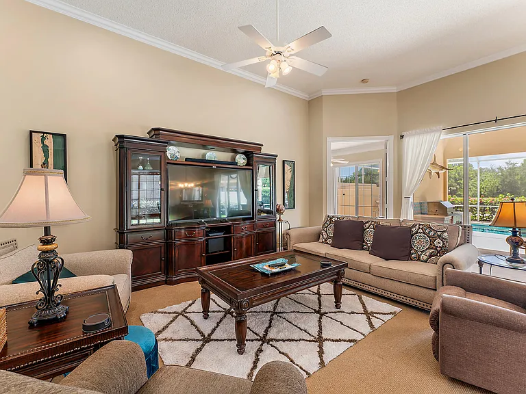 8485 SE Palm Hammock Ln — Photo 17