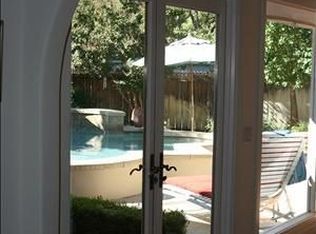 950 Redbud Dr, Redding, CA 96001