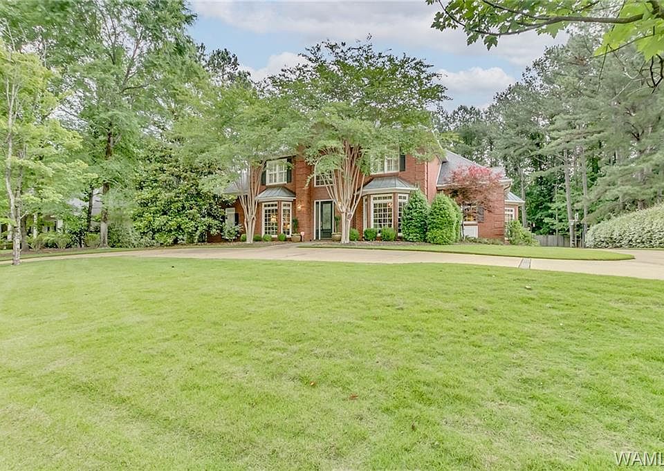 1st image of 6811 Elaina Ln