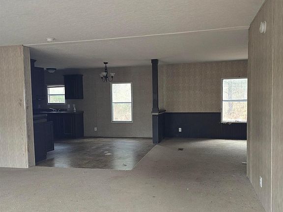 3rd image of 330 Hallwood Rd