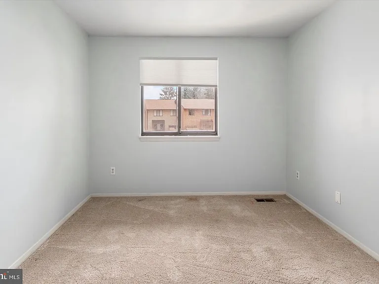 416 Five Farms Ln — Photo 17