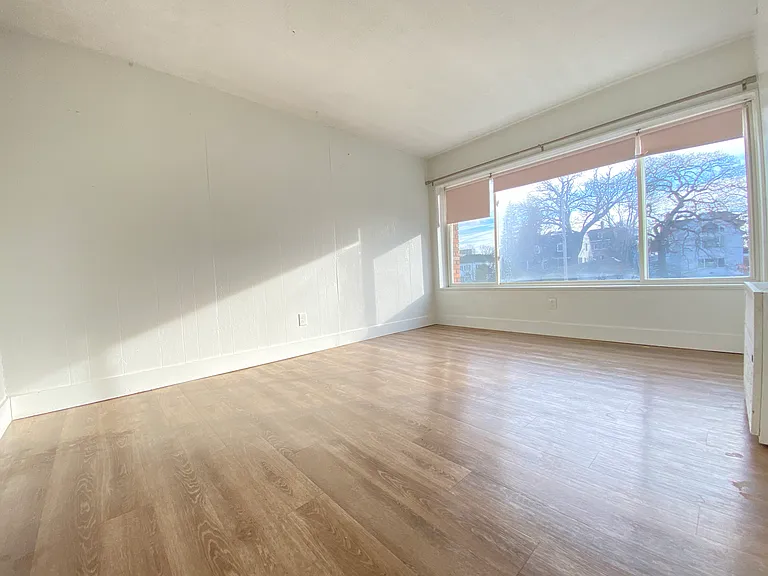 George Apartments - 625 3rd Street Southwest - 5 — Photo 16