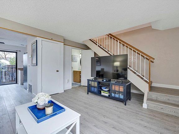 2nd image of 1722 Oldfield Way