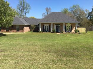 304 Sandpiper Ln, Stonewall, LA 71078