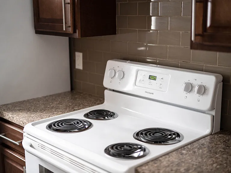 Railhead Apartments — Photo 6