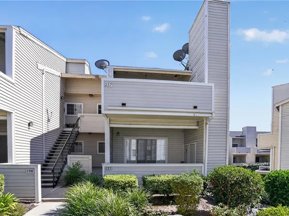 777 S Citrus Ave APT 157, Azusa, CA 91702