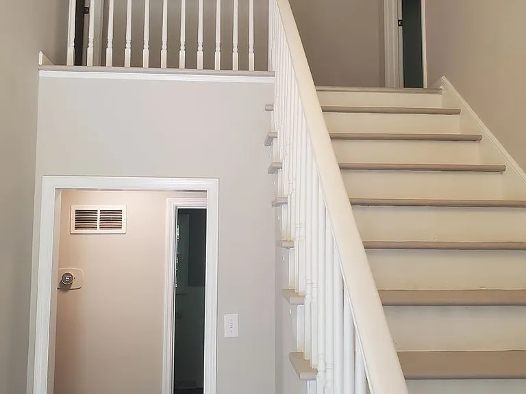 124 Winston Rd — Photo 4