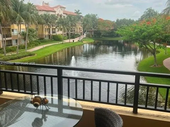 16102 Emerald Estates Dr APT 235, Weston, FL 33331