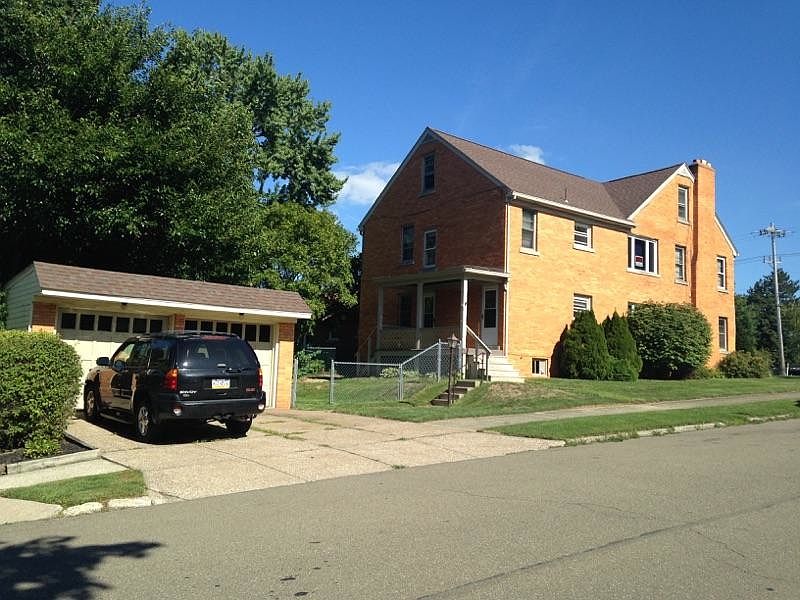 2nd image of 102-4 E 38th St
