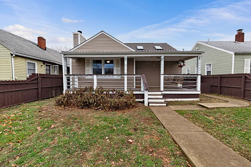 610 Clark Ave photo 1