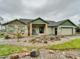 166 Bluff Rd, Kelso, WA 98626