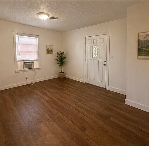 117 N Greer Blvd — Photo 4