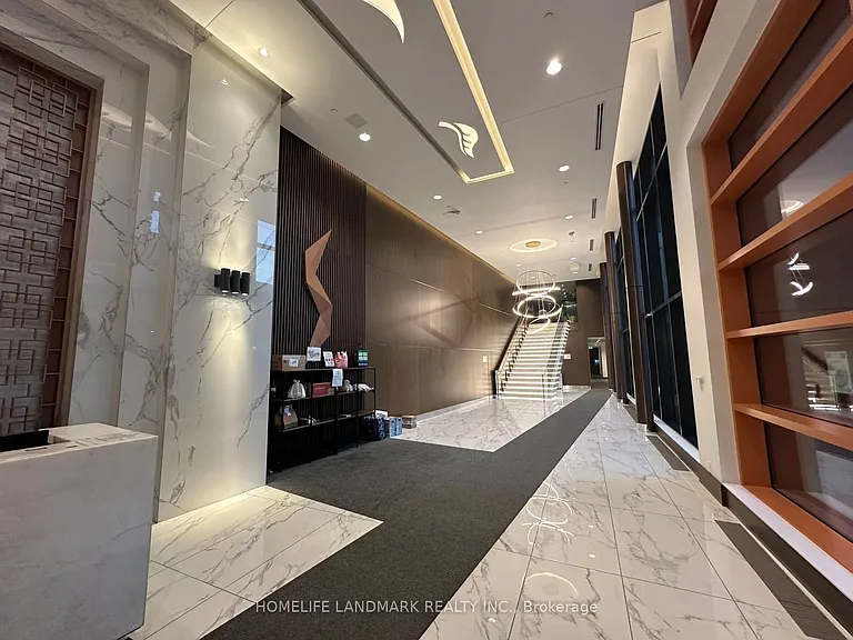 85 McMahon Dr #1810 — Photo 4