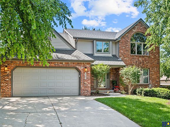 2nd image of 7437 Grand Oaks Dr
