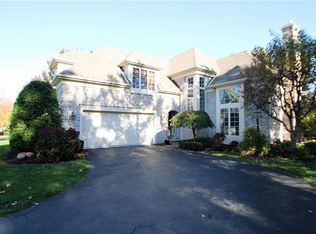 150 Regatta Dr, Webster, NY 14580