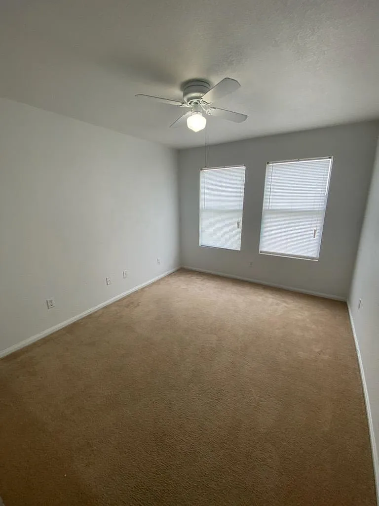 2607 John Porter Dr — Photo 3