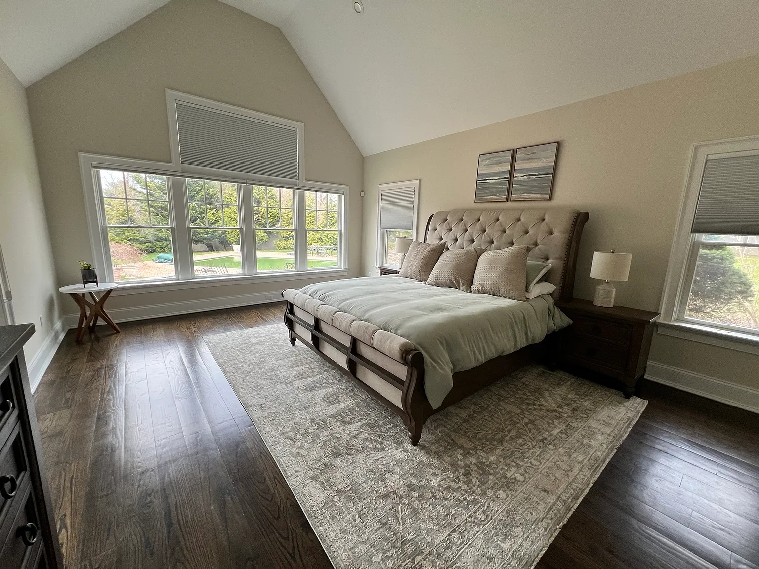 4 bed, 5000 sqft, $28,500 — Photo 3