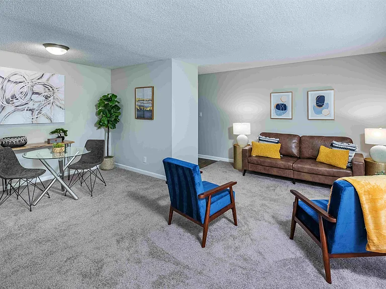 Grand Arbor Reserve Apartment Homes — Photo 5