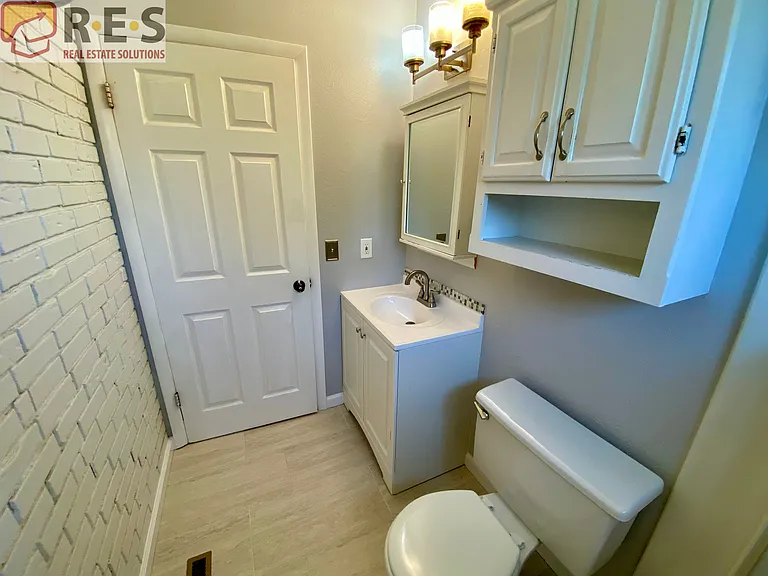 10557 Quail St — Photo 11