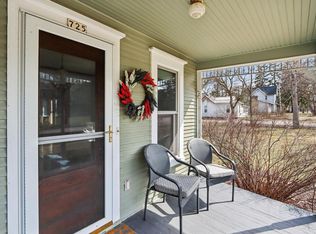 725 S Main St, Poynette, WI 53955
