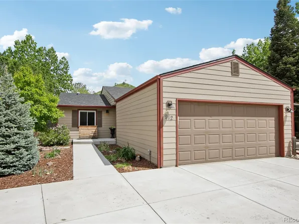 912 Oakwood Drive, Castle Rock, CO 80104