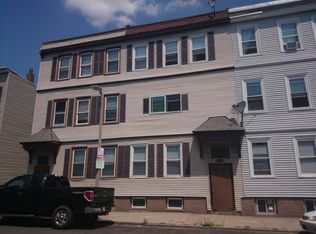 534 E 3rd St, South Boston, MA 02127