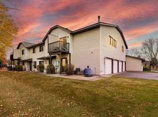 4289 Centerville Rd, Vadnais Heights, MN 55127