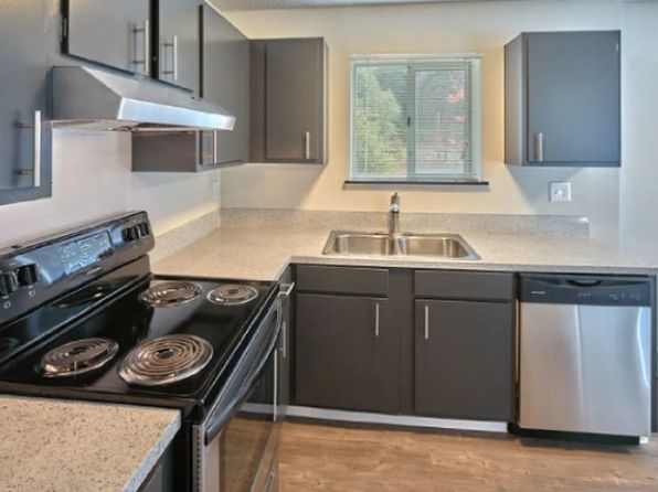 900 SW Holden St #96